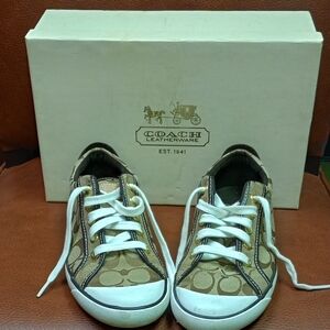 Coach Barrett Sz 8.5 SIG/NAP Lace Up Sneakers